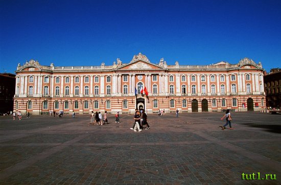 Капитолий в Тулузе, Франция