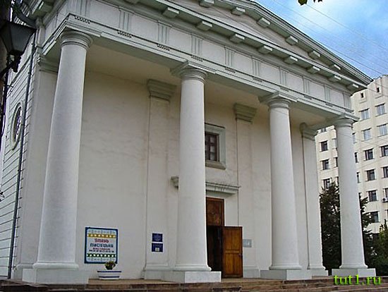 Успенский костел в Умани