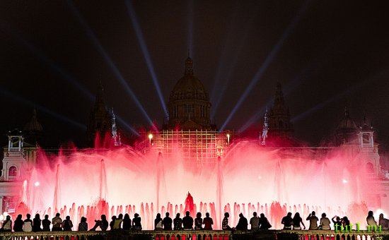 Барселона - поющие фонтаны Монтжуик