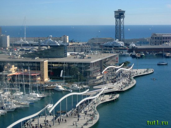 Барселона - торговый центр Маремагнум