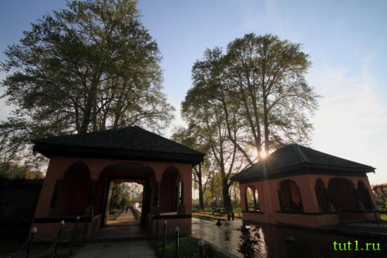 Сринагар - сад Шалимар