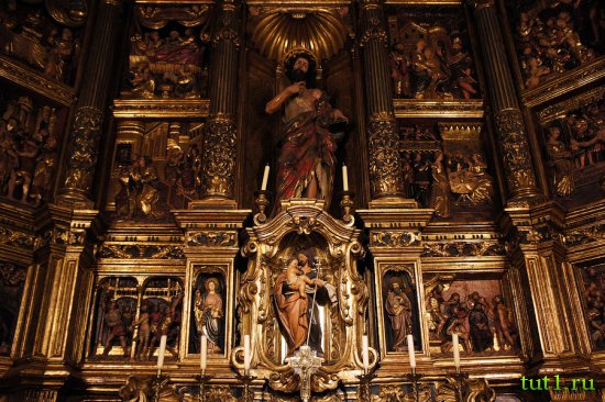 Кафедральный Собор Святого Креста и Святой Евлалии - Барселона