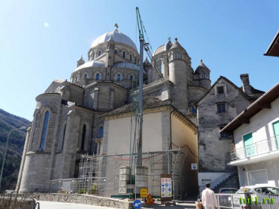 Храм Мадонна крови - Италия