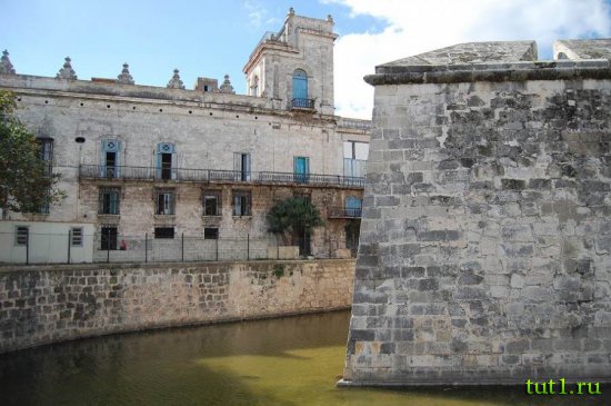 Гавана - крепость Сан-Карлос-де-ла-Кабанья