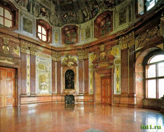 Нижний Бельведер - музей барокко