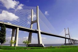 Мост Васко да Гама - внешний вид